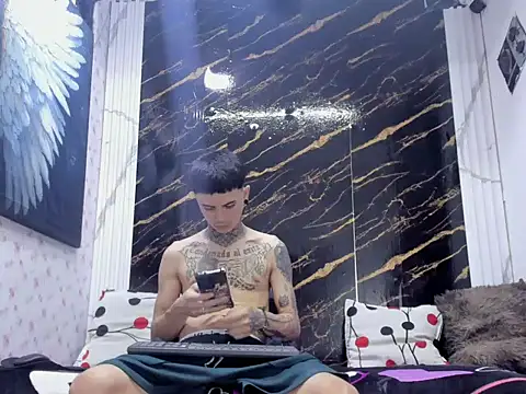 exotic hot couple online show from 05/23/26, 10:20