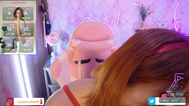 LucyanaSilva online show from 11/10/25, 02:11