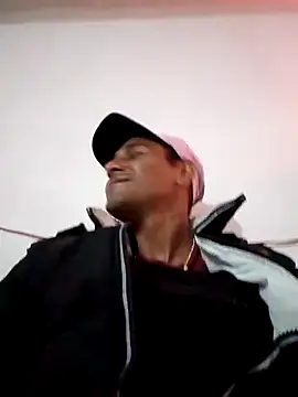 NewBe9D9 online show from 03/07/25, 02:36