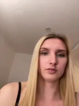 Snapshot of AnnyBelleX chatting on 04/06/26, 02:51 AnnyBelleX online show from 04/06/26, 02:51