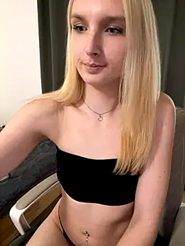 AnnyBelleX online show from 11/04/25, 02:10