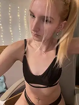 AnnyBelleX online show from 11/02/25, 12:54