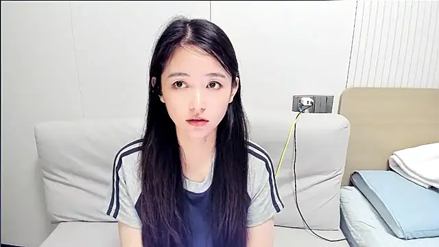 Snapshot of CN-Babycat chatting on 09/30/25, 06:30 CN-Babycat online show from 09/30/25, 06:30