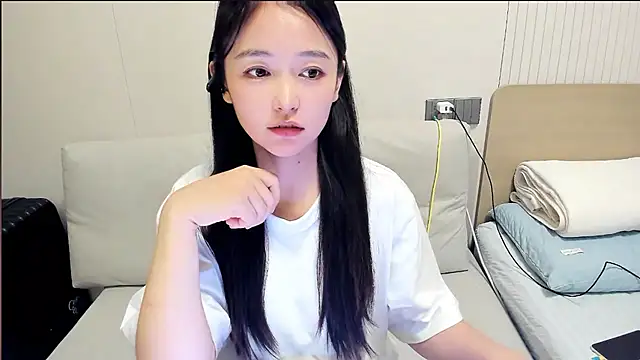 Snapshot of CN-Babycat chatting on 09/21/25, 04:39 CN-Babycat online show from 09/21/25, 04:39