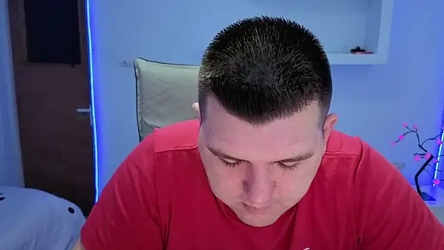 Snapshot of JasonJacks chatting on 11/17/25, 05:44 JasonJacks online show from 11/17/25, 05:44