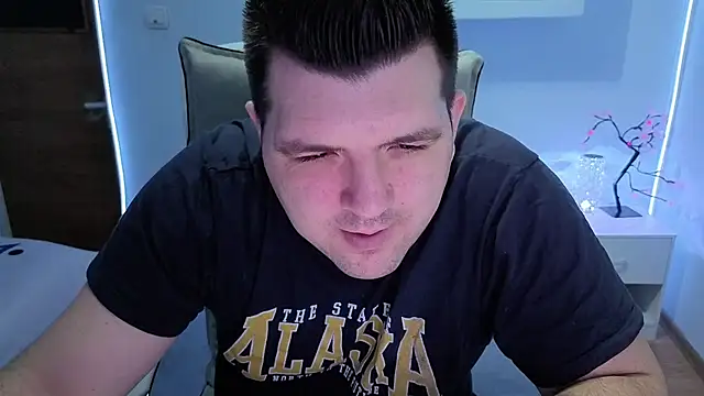 Snapshot of JasonJacks chatting on 02/02/26, 04:11 JasonJacks online show from 02/02/26, 04:11