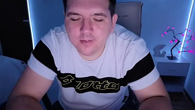 Snapshot of JasonJacks chatting on 11/02/25, 04:06 JasonJacks online show from 11/02/25, 04:06