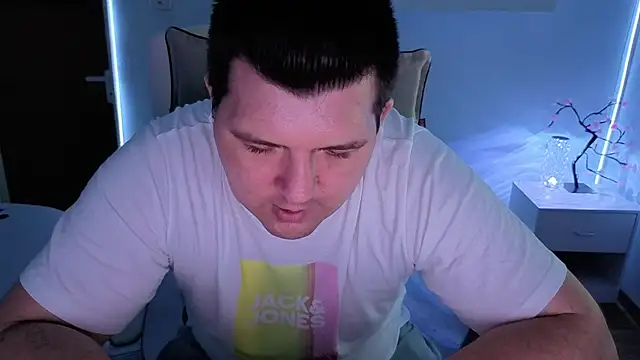 Snapshot of JasonJacks chatting on 07/16/26, 03:58 JasonJacks online show from 07/16/26, 03:58