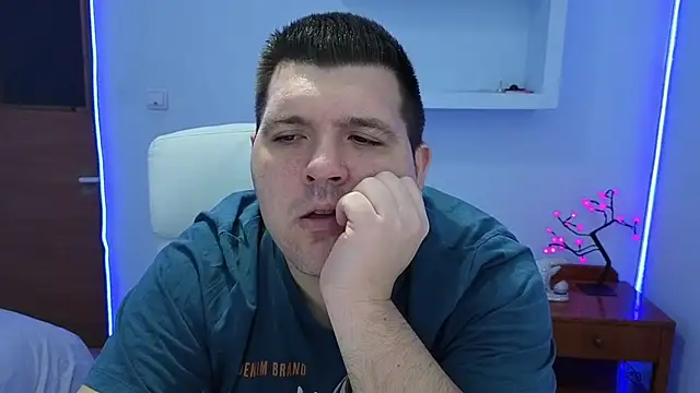 Snapshot of JasonJacks chatting on 09/29/25, 03:35 JasonJacks online show from 09/29/25, 03:35