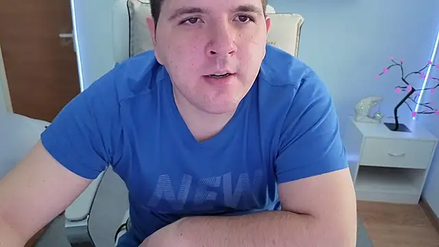 Snapshot of JasonJacks chatting on 10/31/25, 07:38 JasonJacks online show from 10/31/25, 07:38