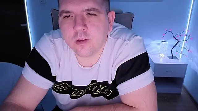 Snapshot of JasonJacks chatting on 02/22/26, 02:25 JasonJacks online show from 02/22/26, 02:25