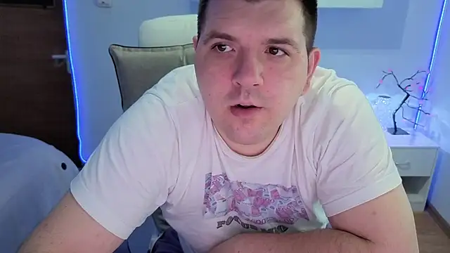 Snapshot of JasonJacks chatting on 05/26/26, 03:43 JasonJacks online show from 05/26/26, 03:43