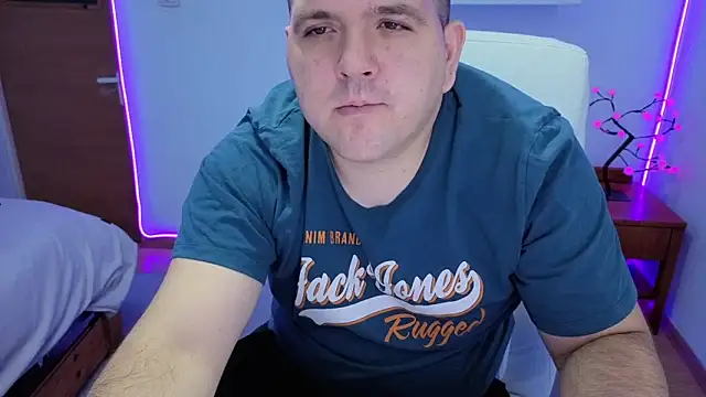 Snapshot of JasonJacks chatting on 10/13/25, 03:08 JasonJacks online show from 10/13/25, 03:08