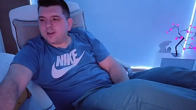 Snapshot of JasonJacks chatting on 11/25/25, 03:29 JasonJacks online show from 11/25/25, 03:29