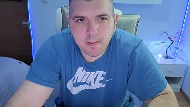 Snapshot of JasonJacks chatting on 06/11/26, 05:15 JasonJacks online show from 06/11/26, 05:15