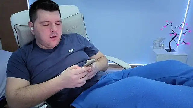 Snapshot of JasonJacks chatting on 11/28/25, 04:12 JasonJacks online show from 11/28/25, 04:12