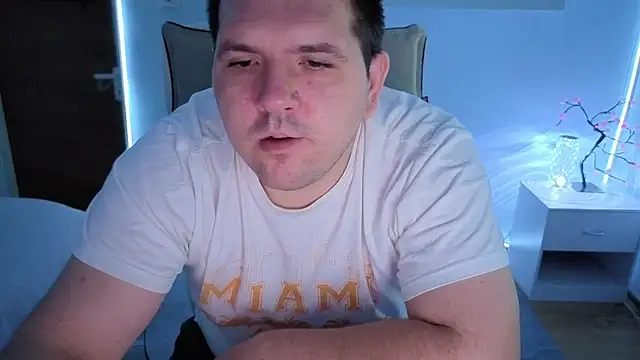 Snapshot of JasonJacks chatting on 07/15/26, 03:13 JasonJacks online show from 07/15/26, 03:13