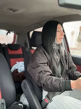 JulliaVegas online show from 03/23/25, 01:31