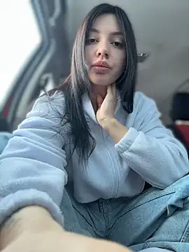 JulliaVegas online show from 02/12/26, 03:17