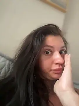 JulliaVegas online show from 04/10/26, 12:06