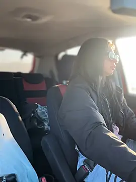 JulliaVegas online show from 03/16/25, 02:21