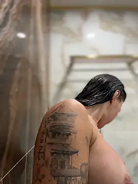 JulliaVegas online show from 04/01/26, 02:02