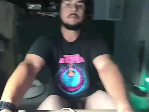 Snapshot of Bigsakzak chatting on 10/19/25, 02:36 Bigsakzak online show from 10/19/25, 02:36