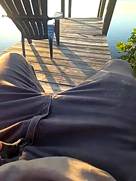 Snapshot of Bigsakzak chatting on 11/20/25, 09:58 Bigsakzak online show from 11/20/25, 09:58