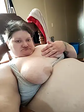 Snapshot of chrissybear84 chatting on 09/09/25, 10:19 chrissybear84 online show from 09/09/25, 10:19