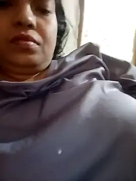 sunita-doll online show from 02/03/26, 10:31