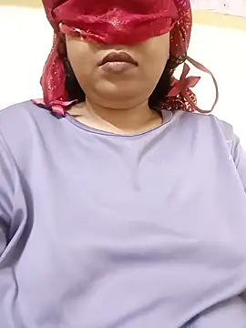 sunita-doll online show from 06/17/26, 11:09