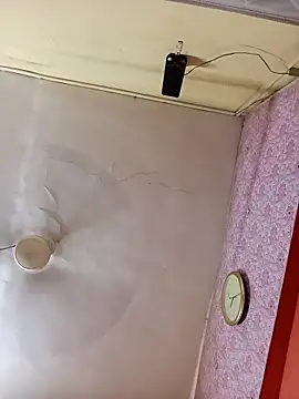 sunita-doll online show from 11/26/25, 03:39