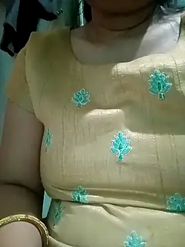 sunita-doll online show from 04/07/26, 06:43