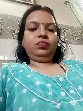 sunita-doll online show from 10/25/25, 09:08