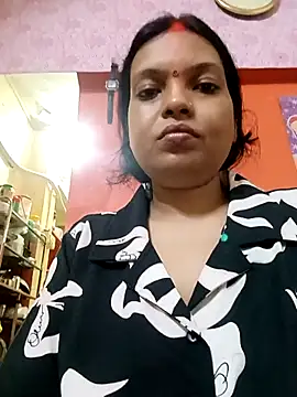 sunita-doll online show from 10/28/25, 04:39