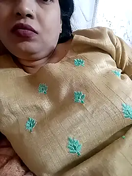 sunita-doll online show from 11/30/25, 09:54