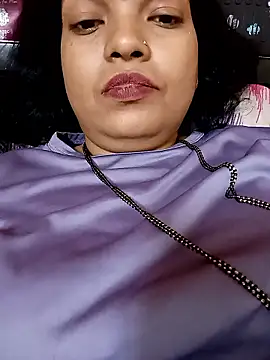 sunita-doll online show from 01/15/26, 12:30