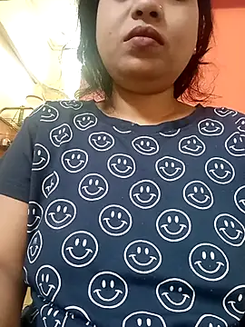 sunita-doll online show from 11/19/25, 01:27