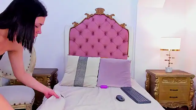 rebeca watsson online show from 03/12/25, 02:23