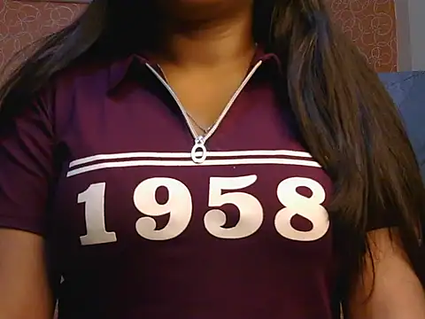 Snapshot of hot__surbhi chatting on 03/27/26, 01:56 hot surbhi online show from 03/27/26, 01:56