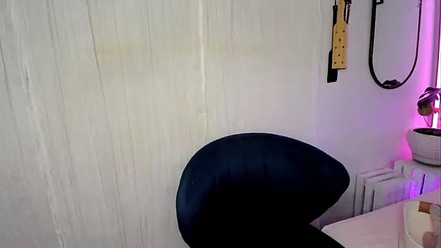 Snapshot of AaliyahLaylah chatting on 03/23/25, 05:10 AaliyahLaylah online show from 03/23/25, 05:10