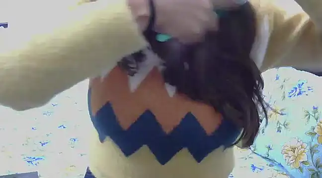 Snapshot of chavi_12 chatting on 02/07/25, 03:12 chavi 12 online show from 02/07/25, 03:12