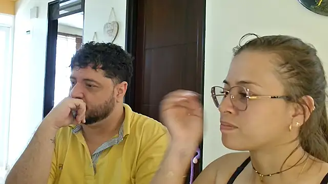 Snapshot of Paloma_Desire chatting on 03/11/25, 04:40 Paloma Desire online show from 03/11/25, 04:40