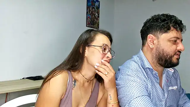 Snapshot of Paloma_Desire chatting on 01/09/25, 03:55 Paloma Desire online show from 01/09/25, 03:55