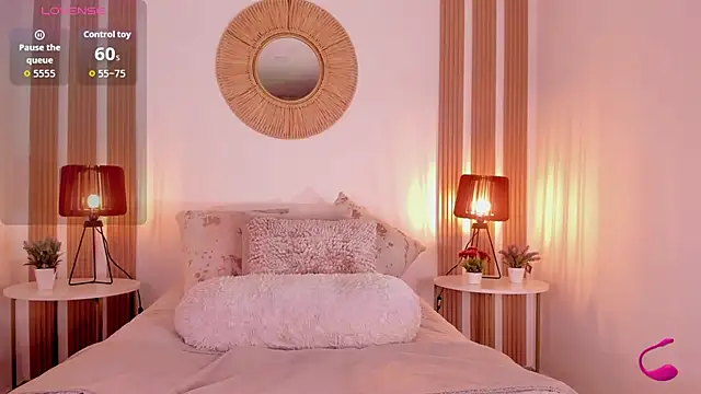 bella arias online show from 11/04/25, 07:28