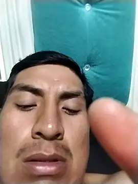 Snapshot of Ruizito27e chatting on 10/08/25, 03:08 Ruizito27e online show from 10/08/25, 03:08