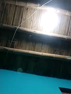 Snapshot of Ruizito27e chatting on 11/18/25, 04:05 Ruizito27e online show from 11/18/25, 04:05