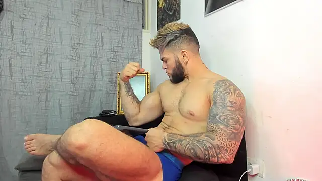 vincent carusso94 online show from 10/29/25, 03:38