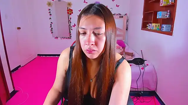 Snapshot of perlabeautiful chatting on 02/25/26, 11:48 perlabeautiful online show from 02/25/26, 11:48