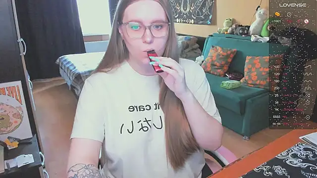 Alice Dreamgirl  online show from 03/28/26, 10:49